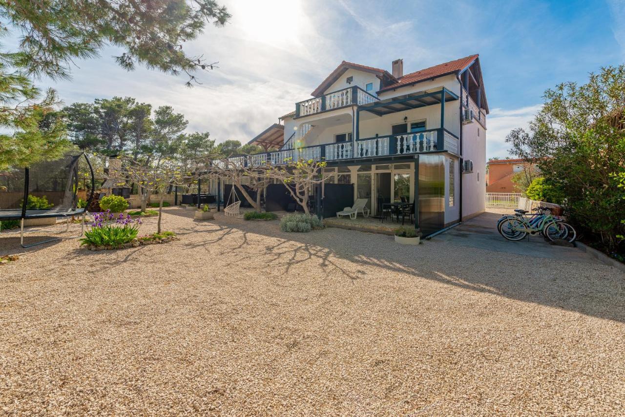 Apartments Villa Agape Vir Eksteriør bilde