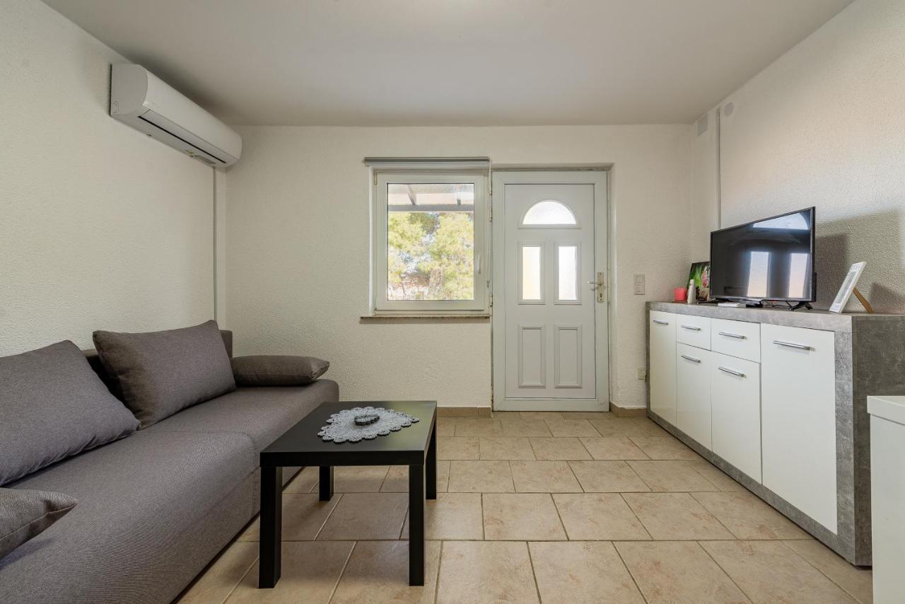Apartments Villa Agape Vir Eksteriør bilde