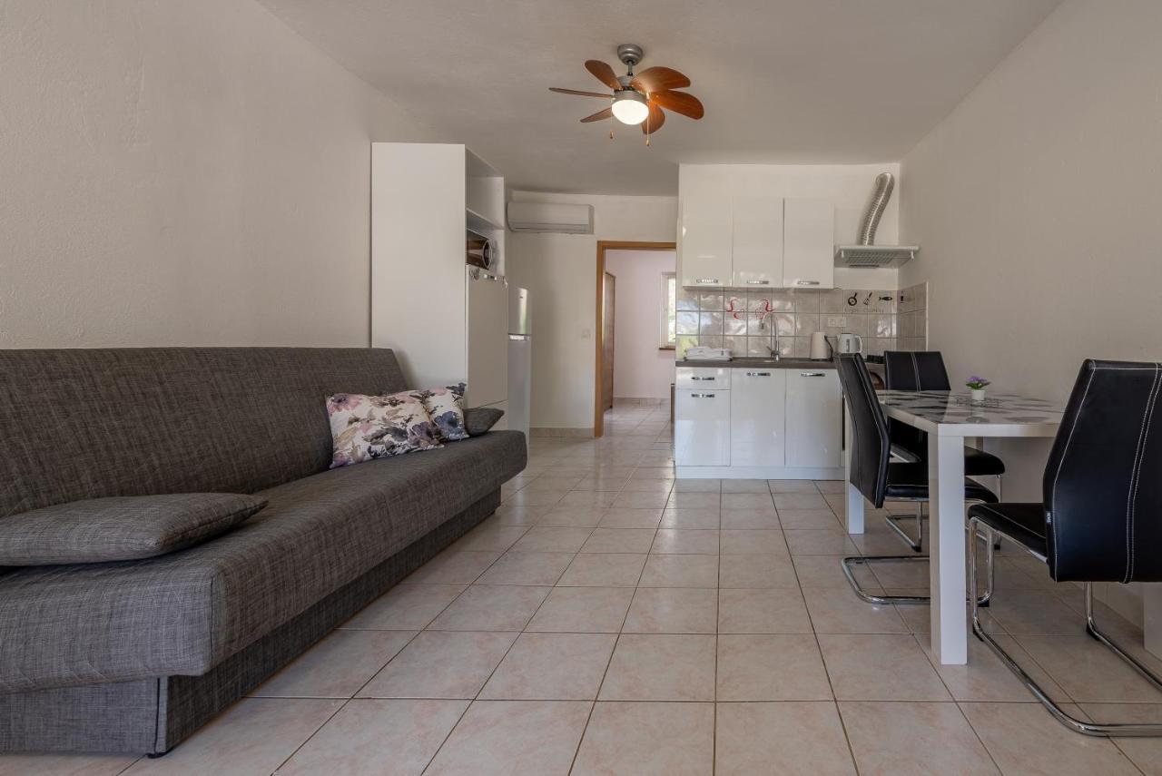 Apartments Villa Agape Vir Eksteriør bilde