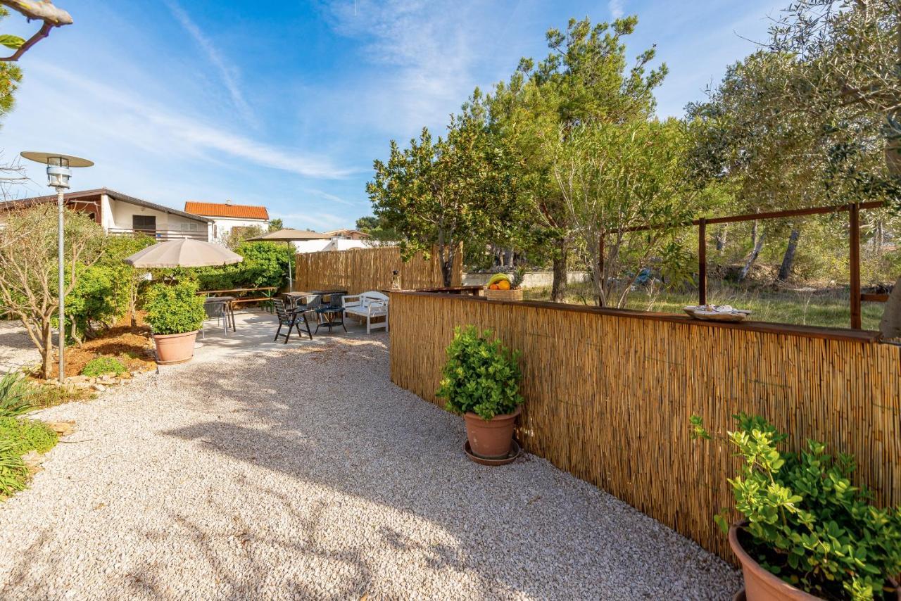 Apartments Villa Agape Vir Eksteriør bilde