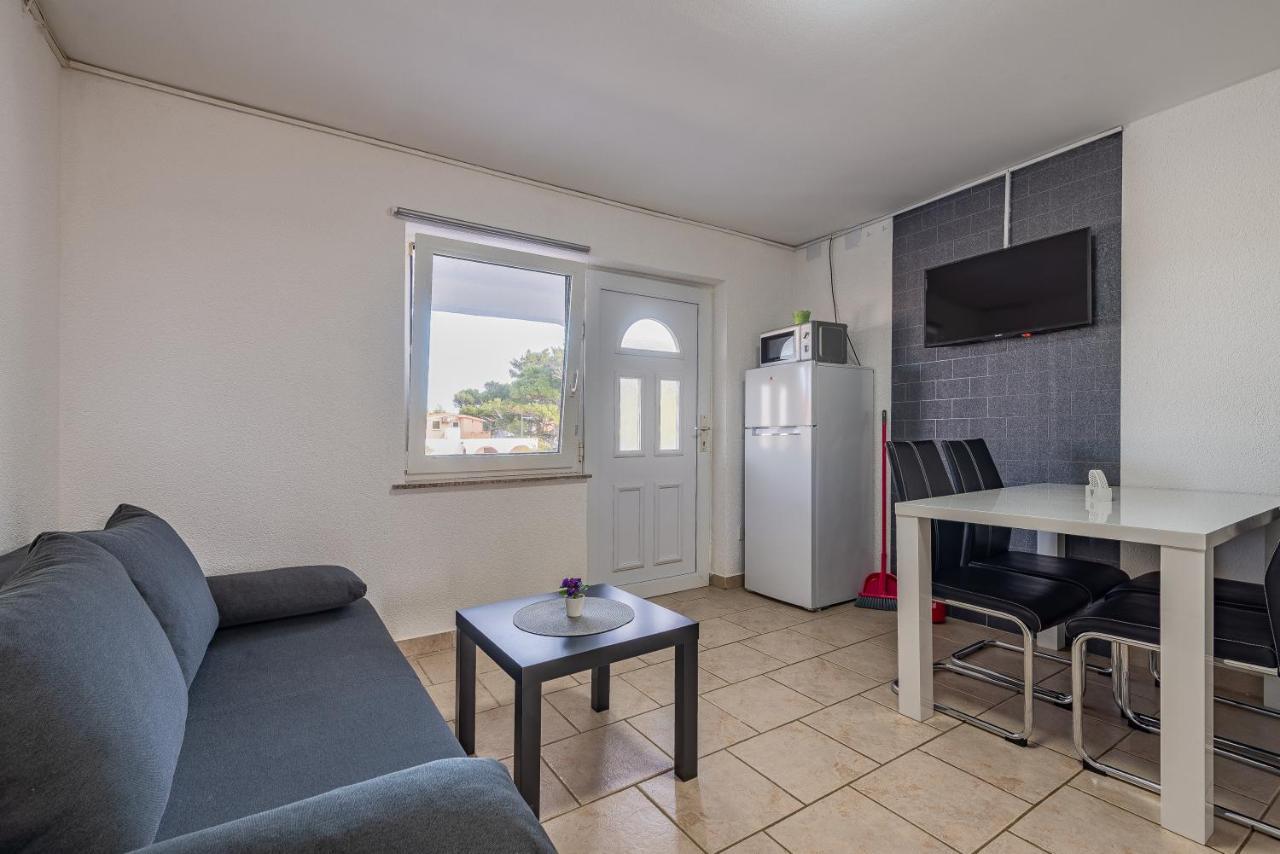 Apartments Villa Agape Vir Eksteriør bilde
