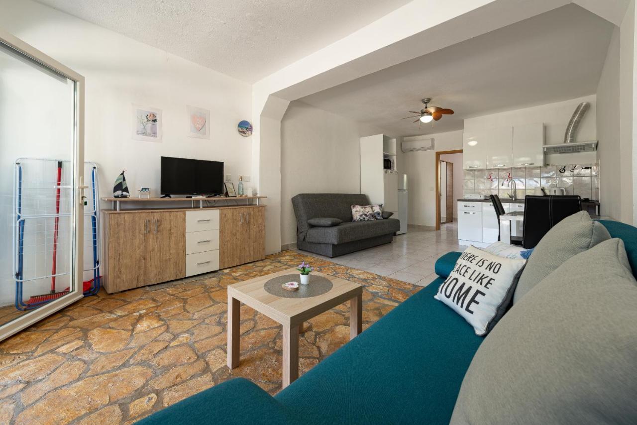 Apartments Villa Agape Vir Eksteriør bilde